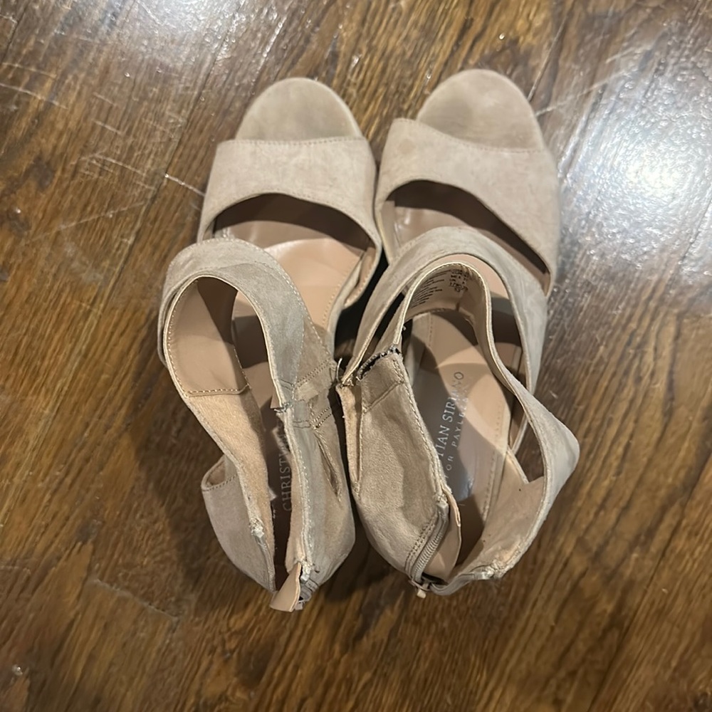 Tan wedges